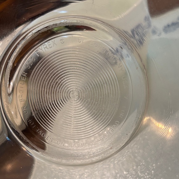 Pyrex Colonial Mist 323 - Picture 3 of 3